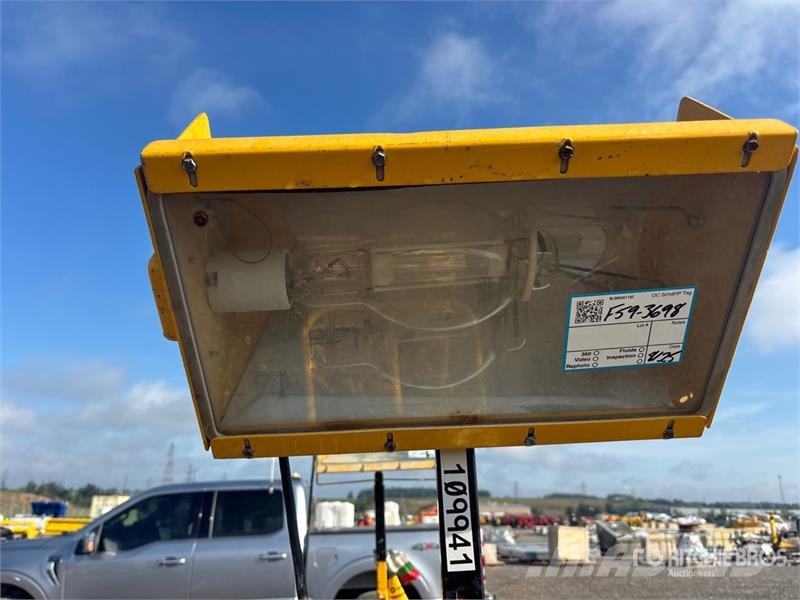 Bulldog BD1000MH 1000 W Light Tower أبراج خفيفة