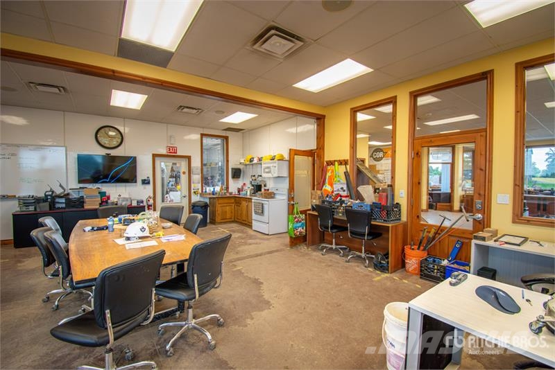 Burgessville, ON 385432 Highway 59 114.28 +/- Acre Kmetijstvo - drugo