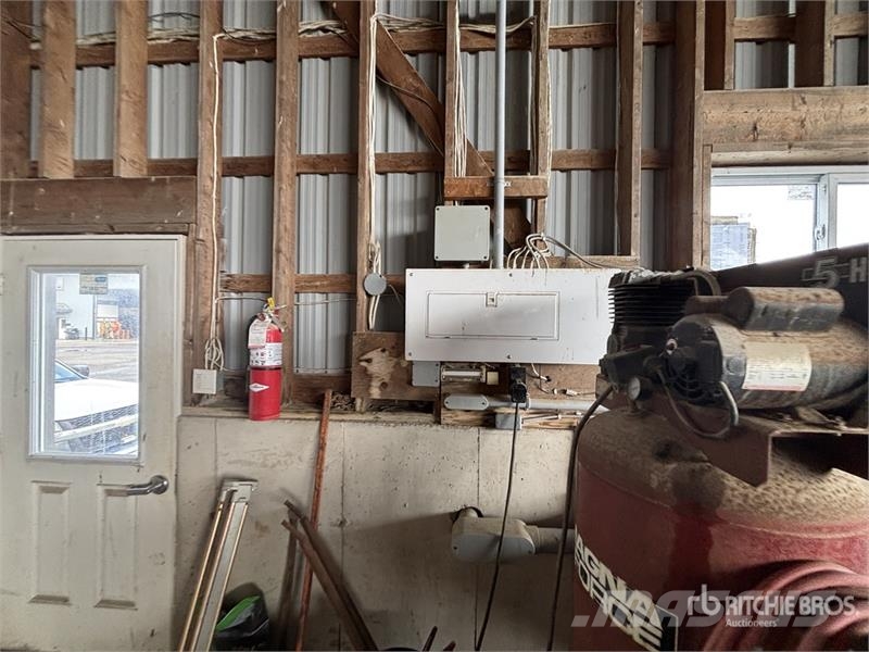 Burgessville, ON 385432 Highway 59 114.28 +/- Acre Kmetijstvo - drugo