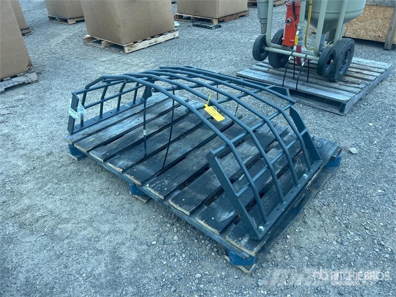 Cab Window Guard - Fits Volvo L120 Drugi deli