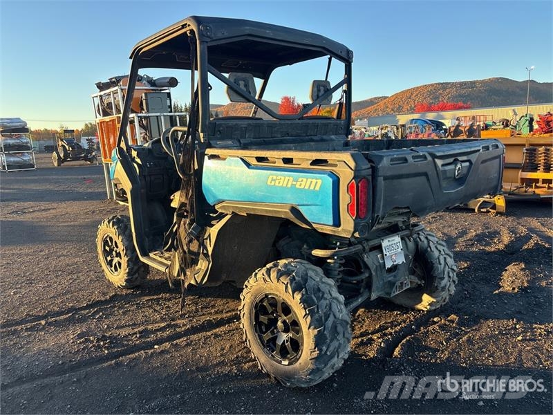 Can-am Defender XT 4x4 Utility Vehicle 다목적 장비