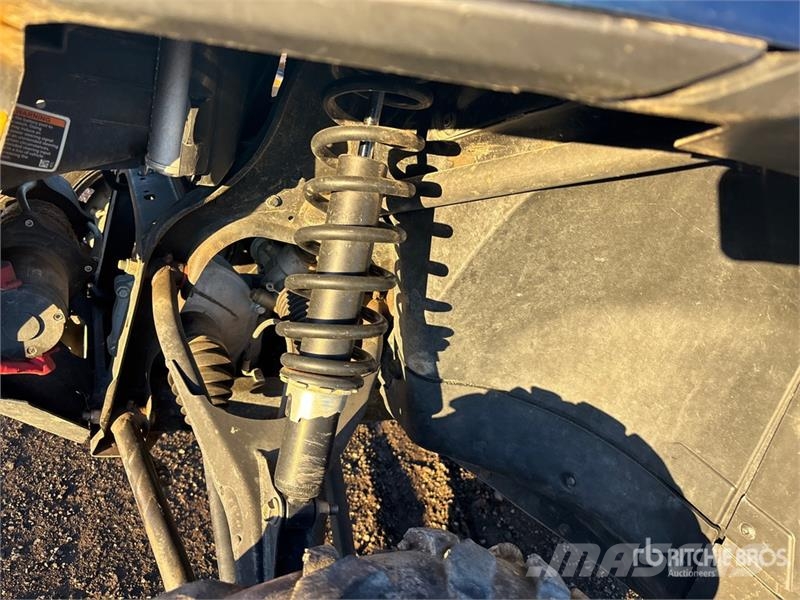 Can-am Defender XT 4x4 Utility Vehicle 다목적 장비