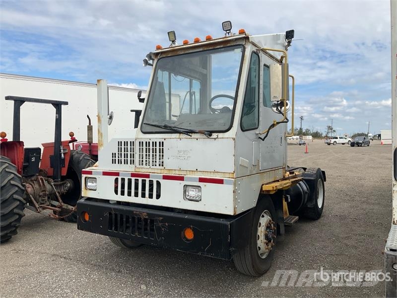 CARGOTEC 4X2 Spotter Truck Terminál targoncák