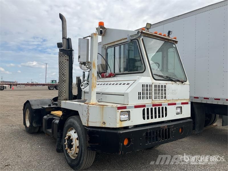 CARGOTEC 4X2 Spotter Truck Terminál targoncák