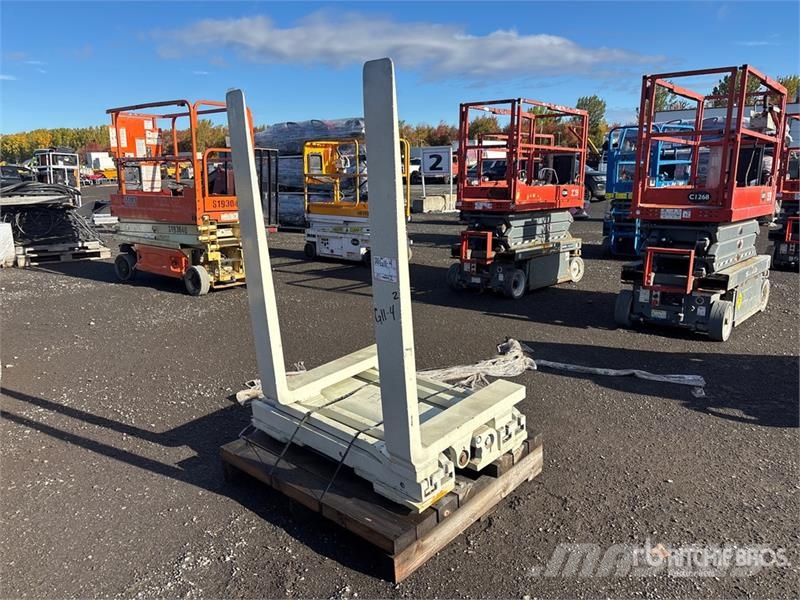 Cascade 50D-CES-13B 46 in Hydraulic Fork Attachment Паллетные вилы для фронтальных погрузчиков