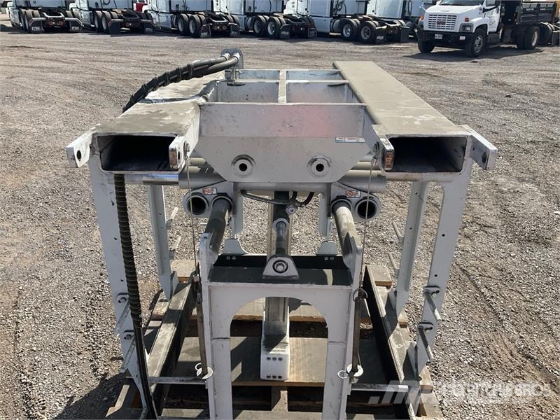 Cascade 5C-LPF-F Hydraulic Forklift Carton Clamp Attachmen معدات البناء - غير ذلك