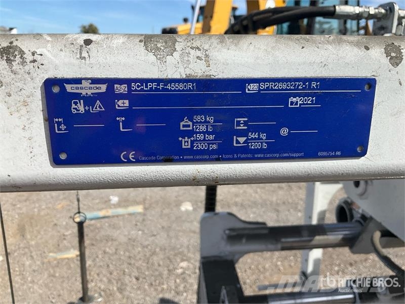 Cascade 5C-LPF-F Hydraulic Forklift Carton Clamp Attachmen معدات البناء - غير ذلك