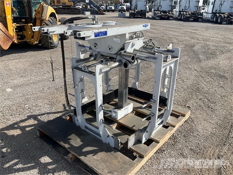 Cascade 5C-LPF-F Hydraulic Forklift Carton Clamp Attachmen معدات البناء - غير ذلك