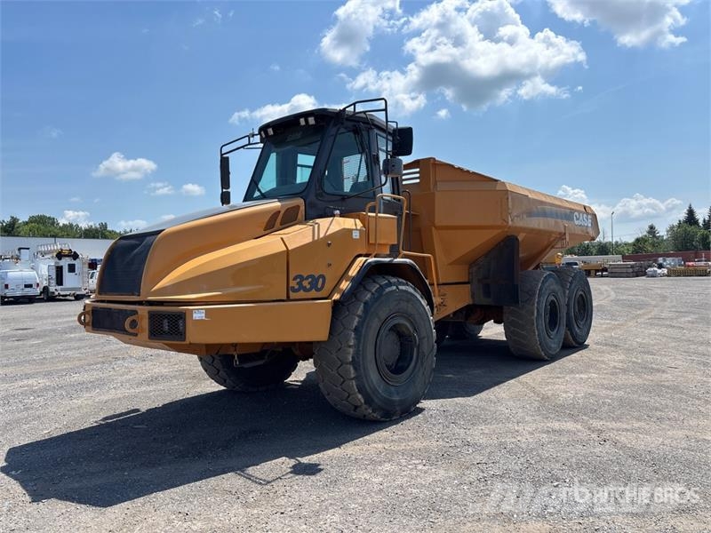 CASE 330 Articulated Haulers