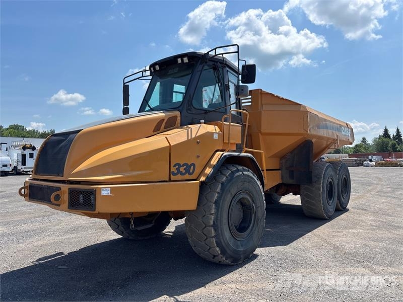 CASE 330 Articulated Haulers
