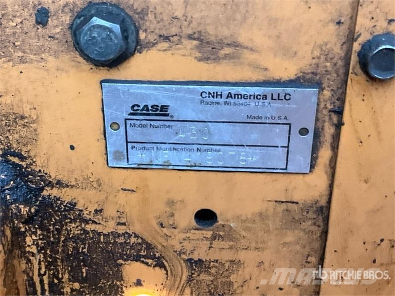 CASE 430 لوادر انزلاقية التوجيه
