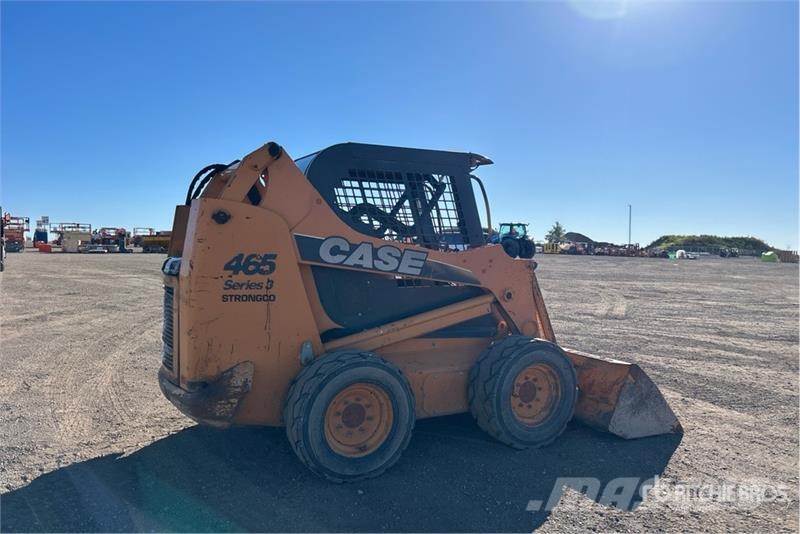 CASE 465 Series 3 Skid Steer Loader Kompaktlastere