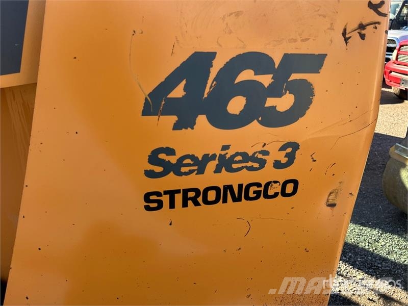 CASE 465 Series 3 Skid Steer Loader Kompaktlastere