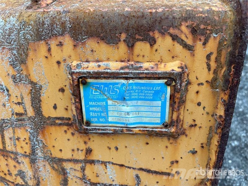 CASE 521D Колесни товарачи