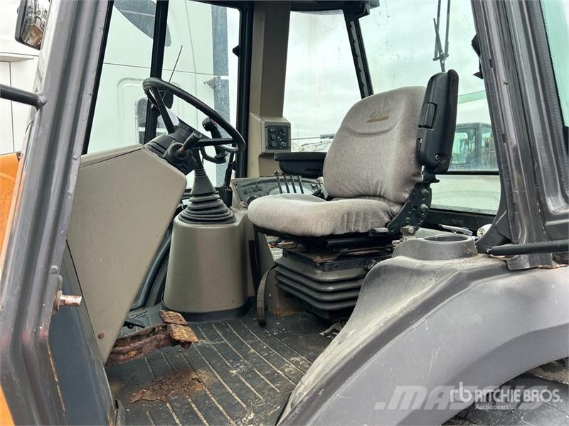CASE 570MXT Series III Landscape Loader Wheel loaders