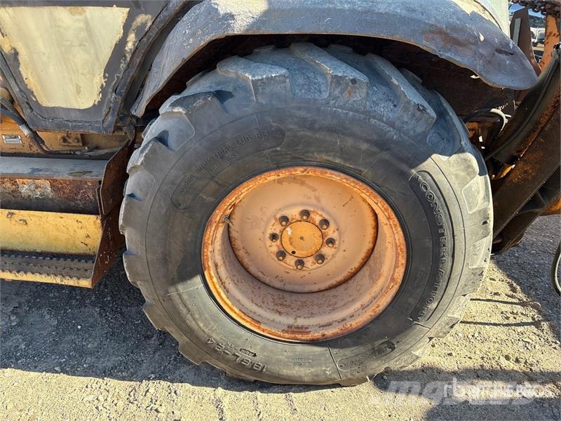 CASE 580 Super K 4x2 Backhoe Loader (Inoperable) Baggerlader