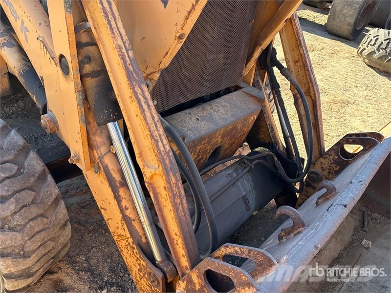 CASE 580 Super K 4x2 Backhoe Loader (Inoperable) Baggerlader