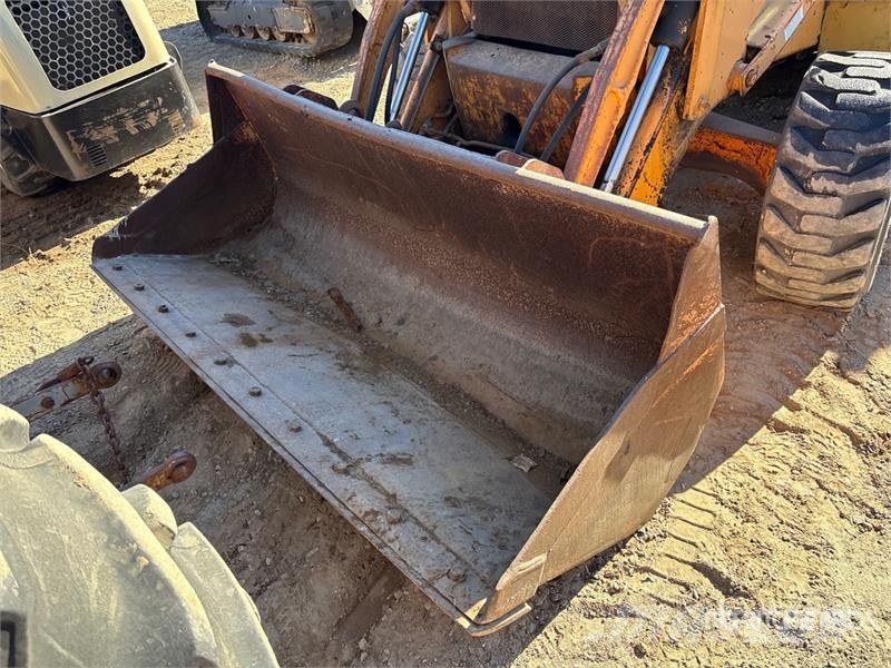 CASE 580 Super K 4x2 Backhoe Loader (Inoperable) Baggerlader