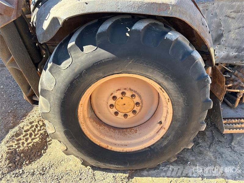 CASE 580 Super K 4x2 Backhoe Loader (Inoperable) Baggerlader