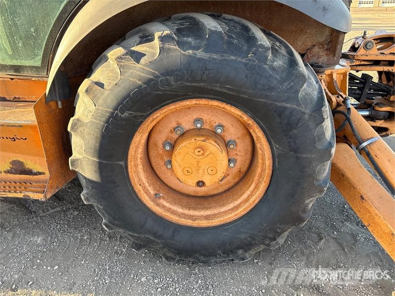 CASE 580 Super M Series 2 Kaivurikuormaajat
