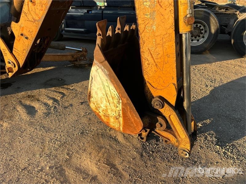 CASE 580 Super M Series 2 لوادر ذات جرافات عكسية