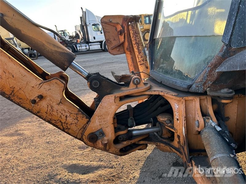 CASE 580 Super M Series 2 لوادر ذات جرافات عكسية