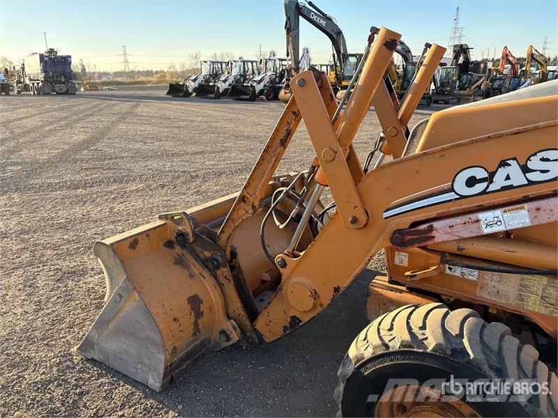 CASE 580 Super M Series 2 Kaivurikuormaajat
