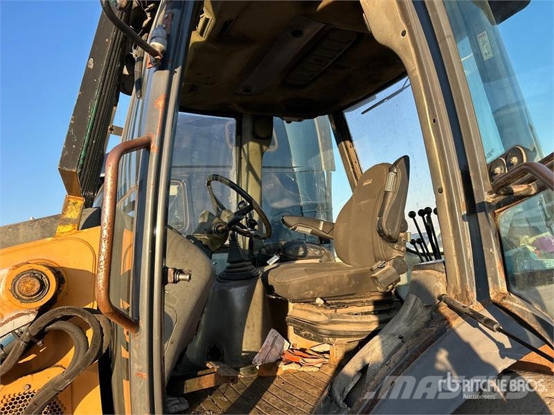 CASE 580 Super M Series 2 لوادر ذات جرافات عكسية