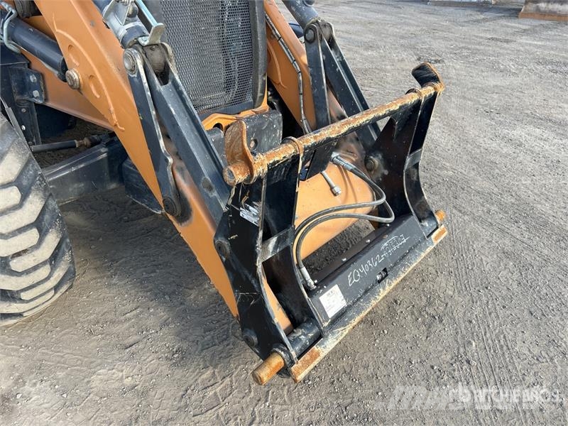 CASE 580SV 4x4 Backhoe Loader Rovokopači