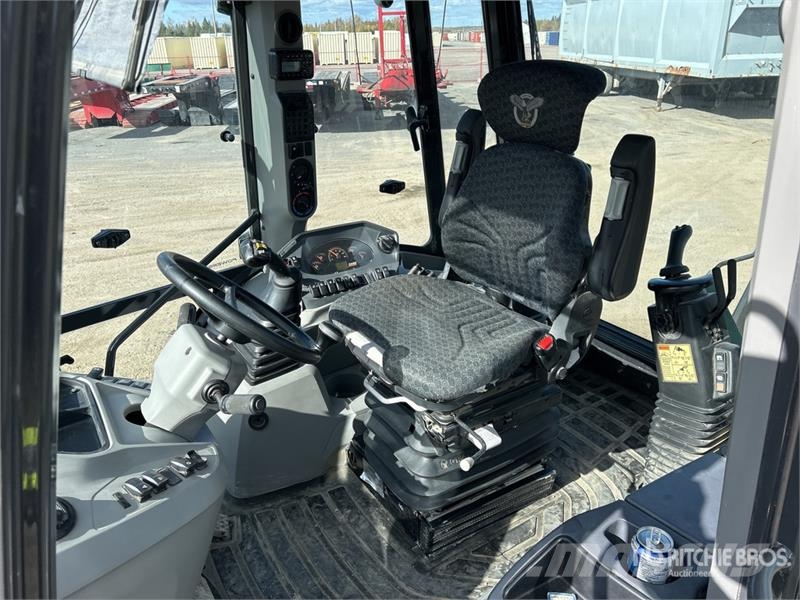 CASE 580SV 4x4 Backhoe Loader Rovokopači