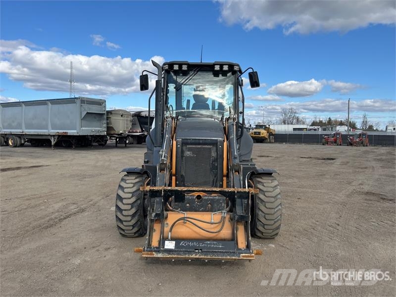 CASE 580SV 4x4 Backhoe Loader Rovokopači
