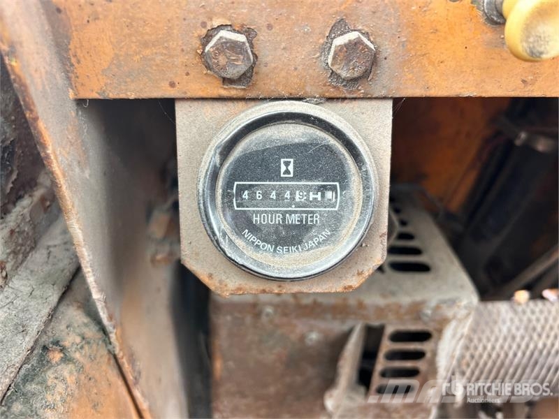 CASE 586 6000 lb 4x2 Rough Terrain Forklift Montacargas todo terreno