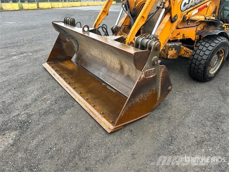 CASE 590 Super N Tractopelle