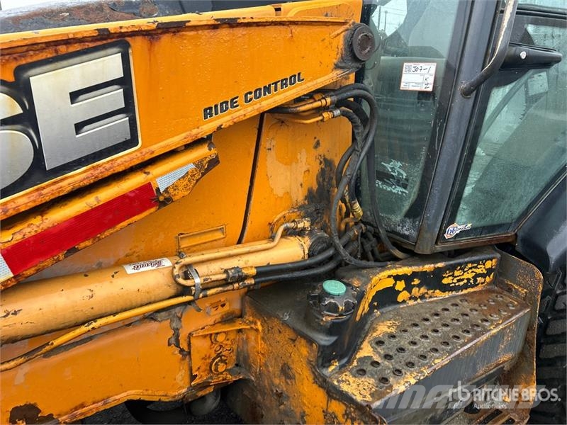 CASE 590 Super N Tractopelle
