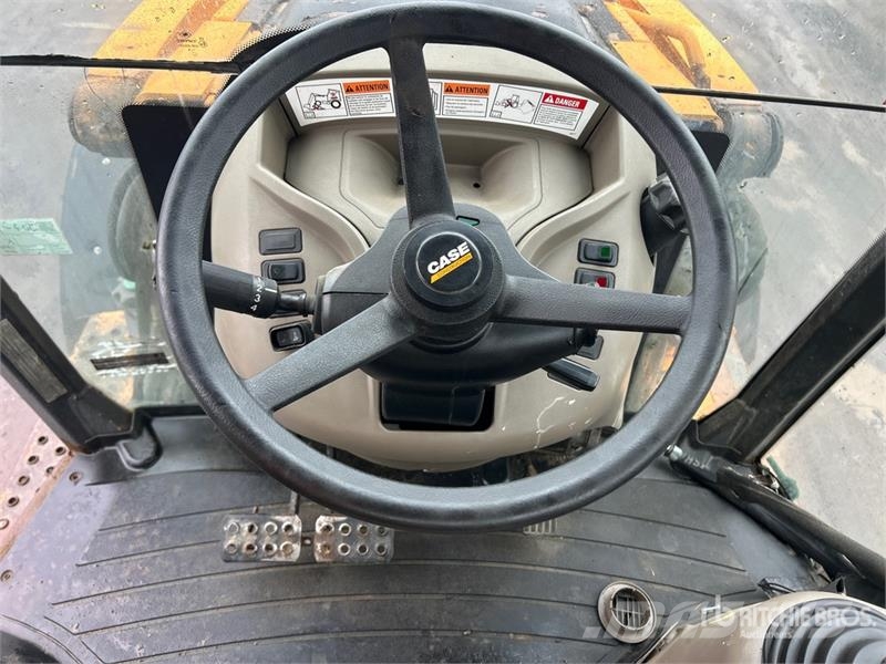 CASE 590 Super N Tractopelle