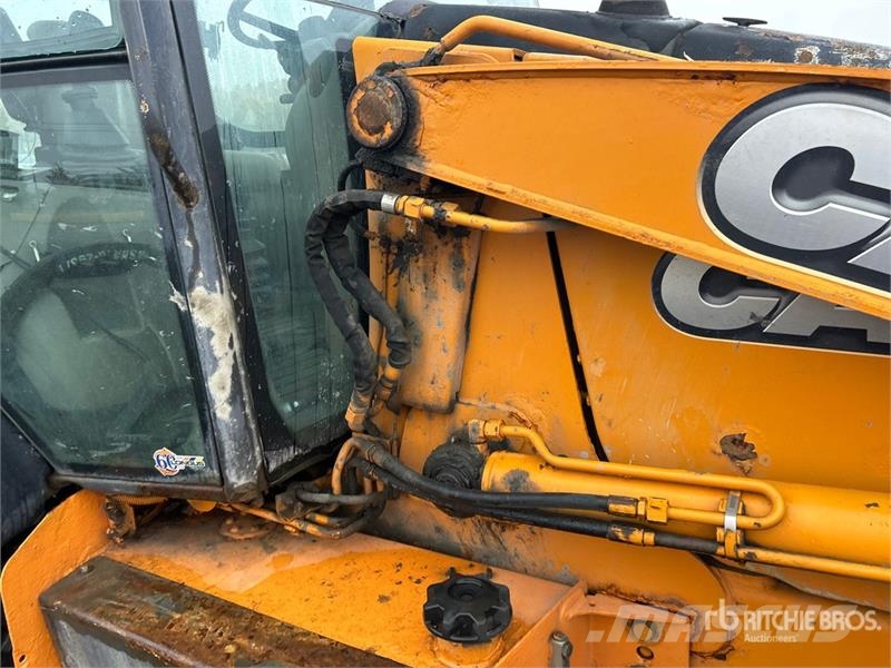 CASE 590 Super N Tractopelle