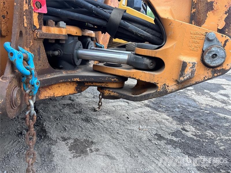CASE 590SN 4x4 Backhoe Loader Retroescavadoras