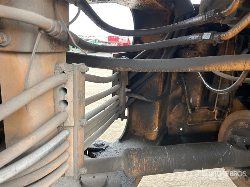 CASE 621B Wheel Loader Iekrāvēji uz riteņiem