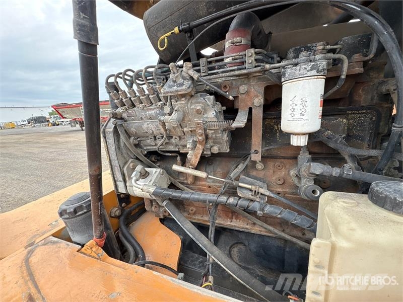 CASE 621D Carregadeiras de rodas