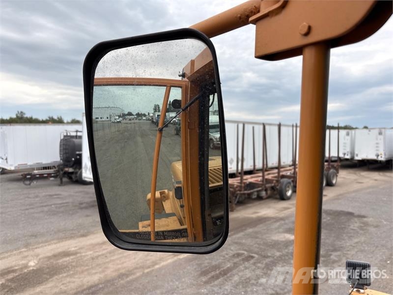 CASE 621D Carregadeiras de rodas