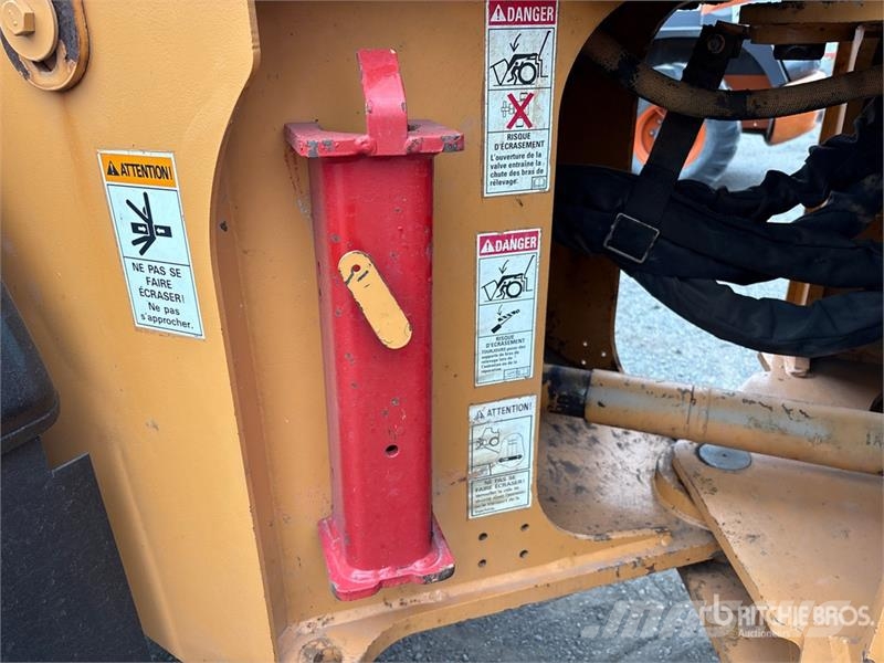 CASE 621D Carregadeiras de rodas
