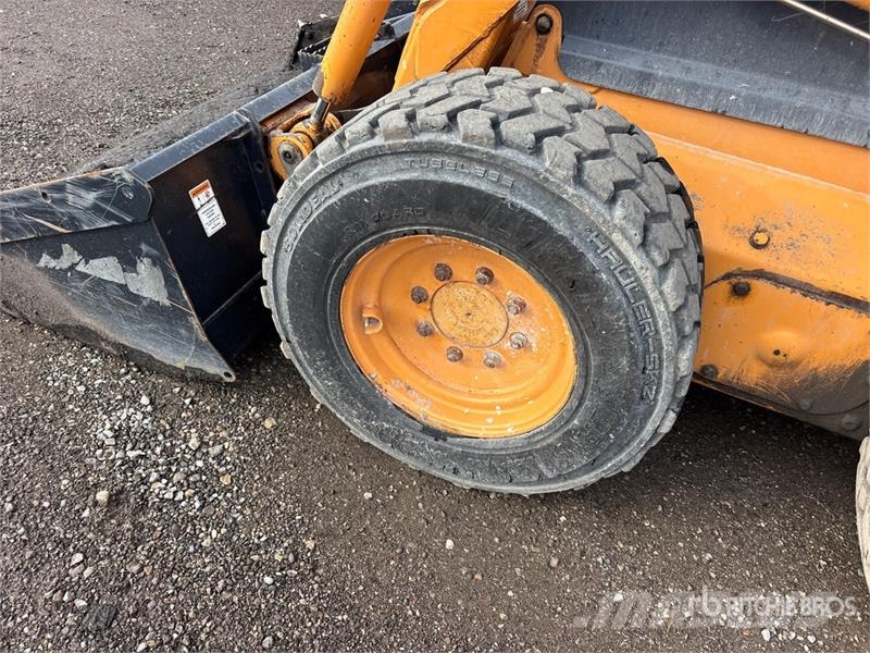 CASE 75XT Skid steer loaders