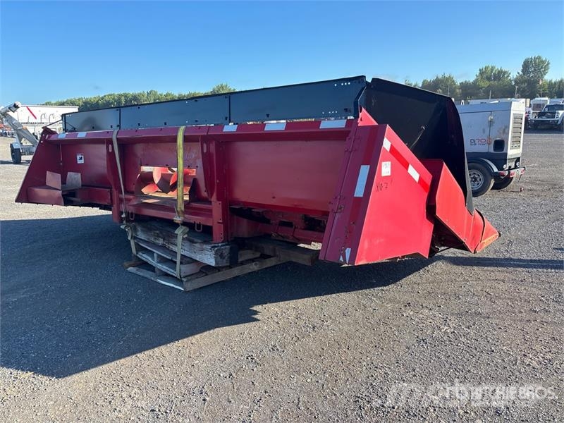 Case IH 1063 6 Row 15 ft Corn Combine Header رؤوس الحصادات الدراسات