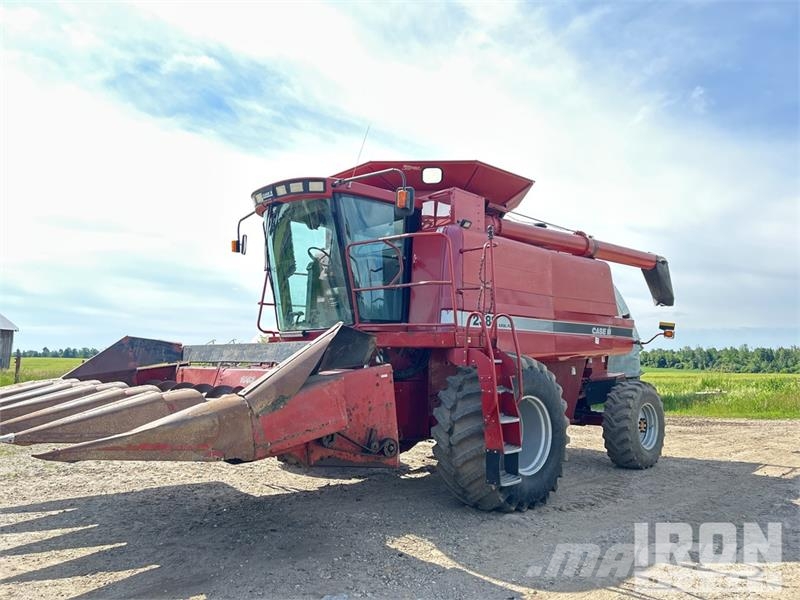 Case IH 2388 Skurtreskere