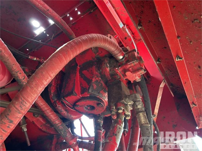 Case IH 2388 Skurtreskere