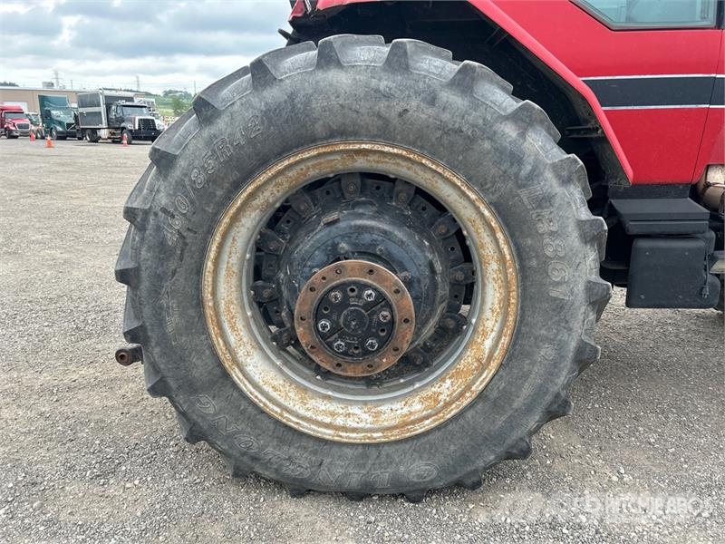 Case IH 7110 4WD Tractor Трактори