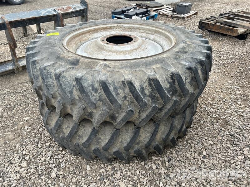 Case IH 7110 4WD Tractor Трактори