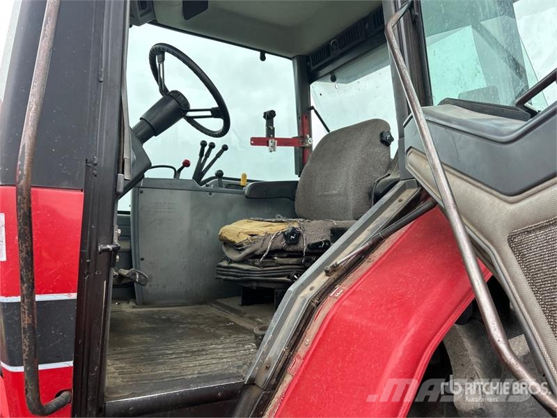Case IH 7110 4WD Tractor Трактори