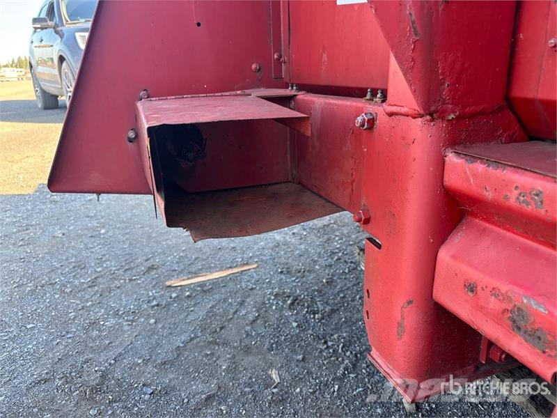 Case IH 943 4 Row 10 ft Corn Combine Header رؤوس الحصادات الدراسات