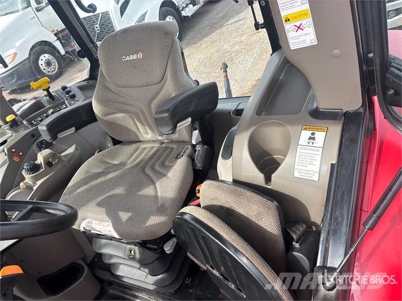 Case IH Farmall 115U 4WD Tractor Traktorok